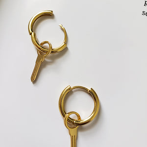 ARIELLE Key Hoop Earrings