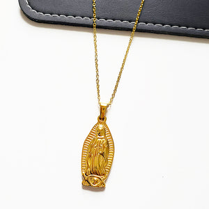 PENELOPE Pendant Necklace